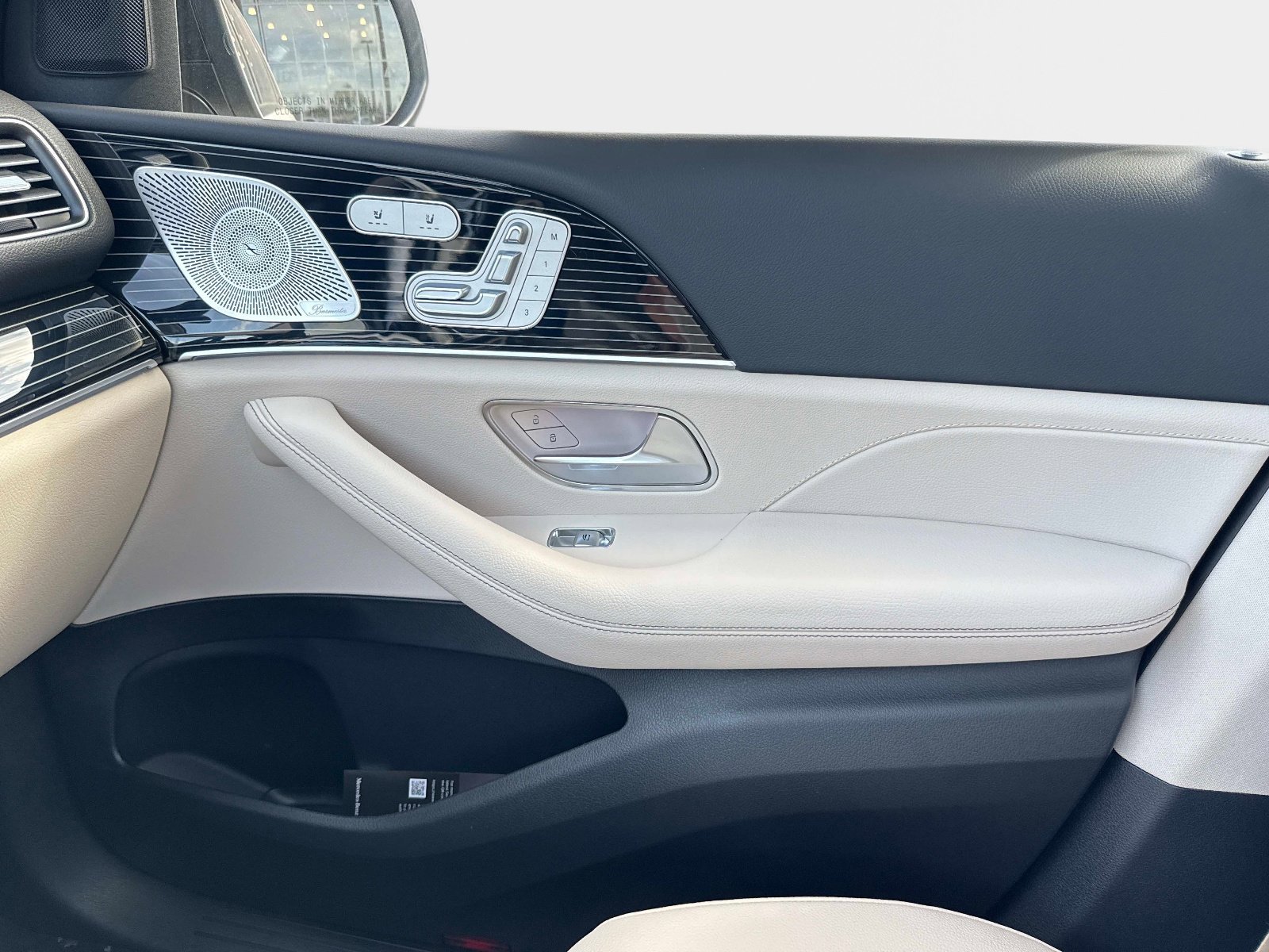 New 2026 Polar White Mercedes-Benz 350 4MATIC® SUV image 25