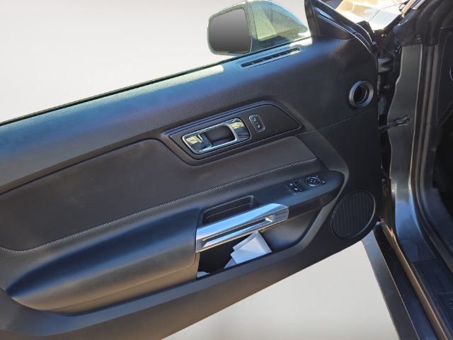 Used 2016 Magnetic Ford V6 image 10