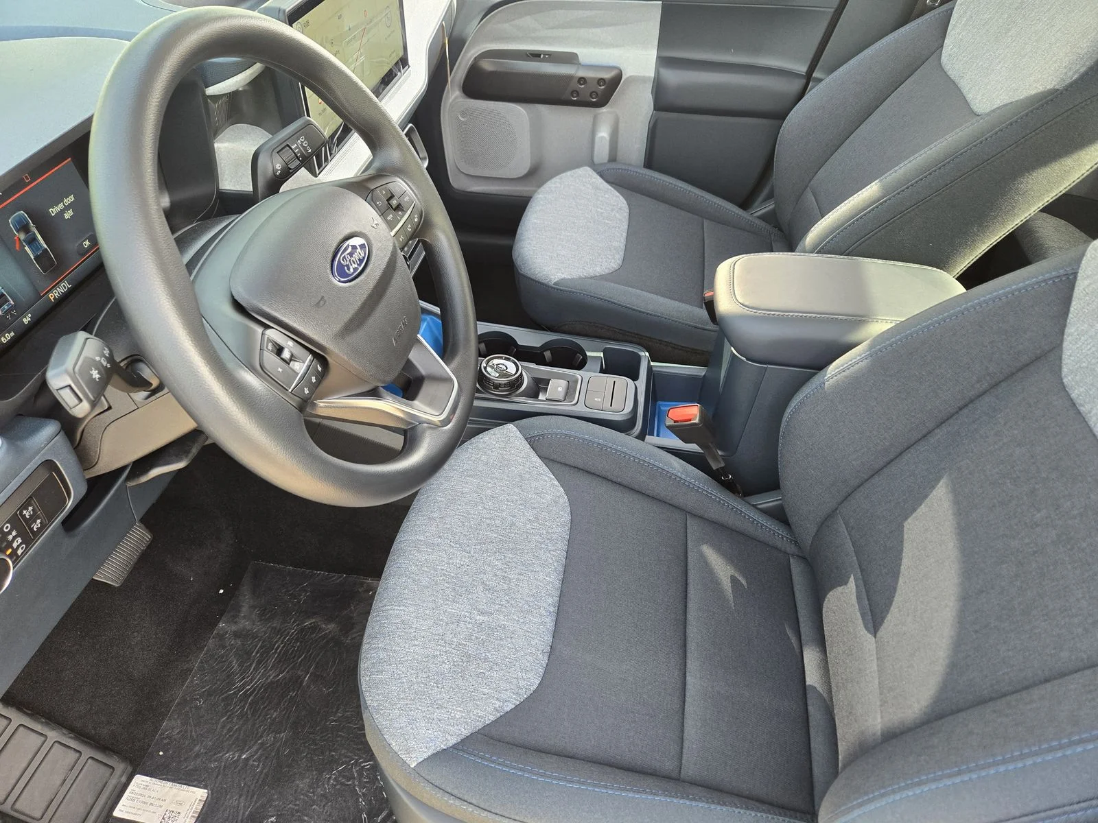 New 2026 Carbonized Gray Metallic Ford XLT image 8