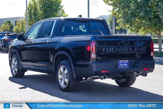 New 2025 Crystal Black Pearl Honda AWD RTL image 11