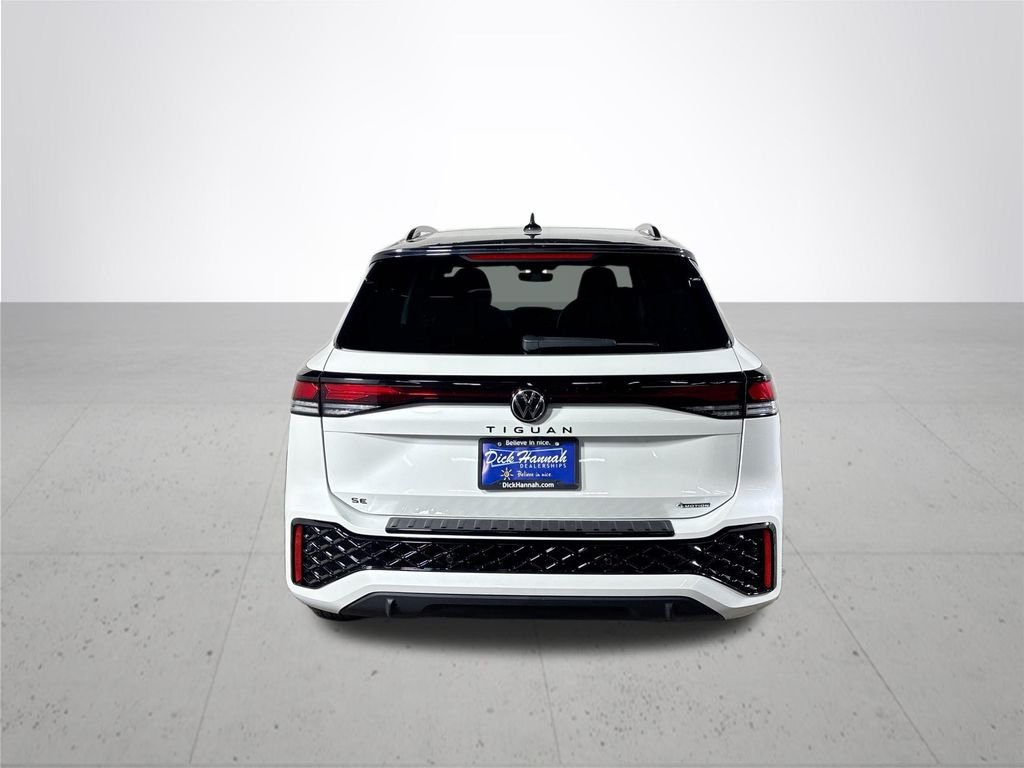 New 2026 Opal White Pearl Volkswagen SE R-Line Black image 7
