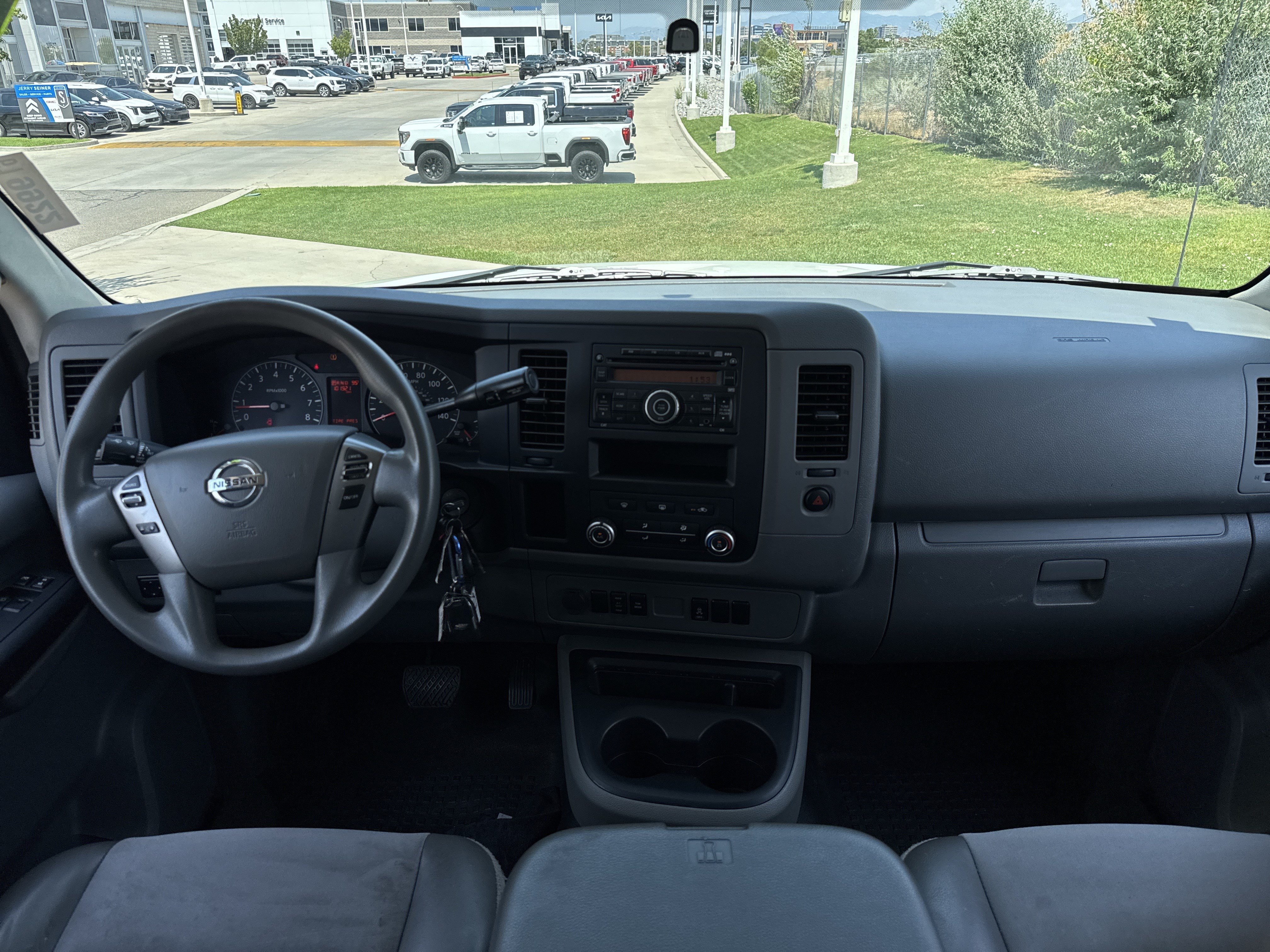 Used 2014 White Nissan SV image 24