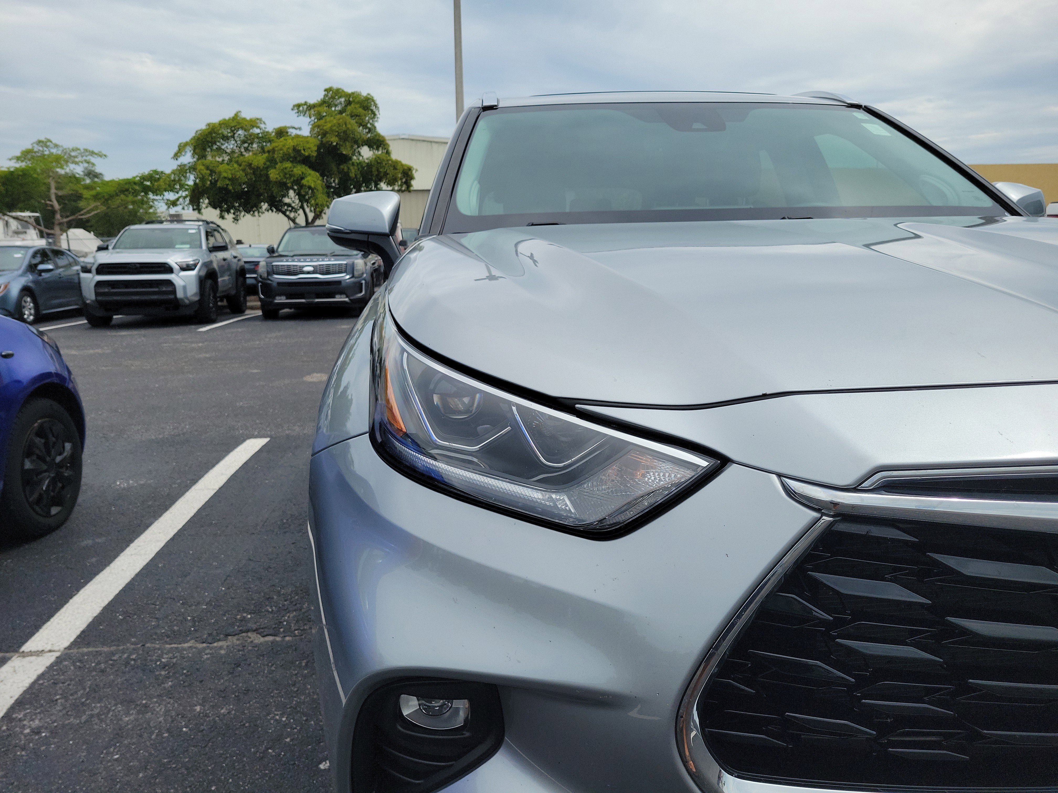 Used 2022 Celestial Silver Metallic Toyota Limited image 6