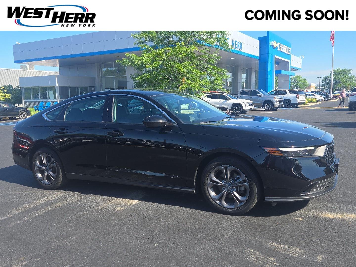 Used 2023 Crystal Black Pearl Honda EX image 1