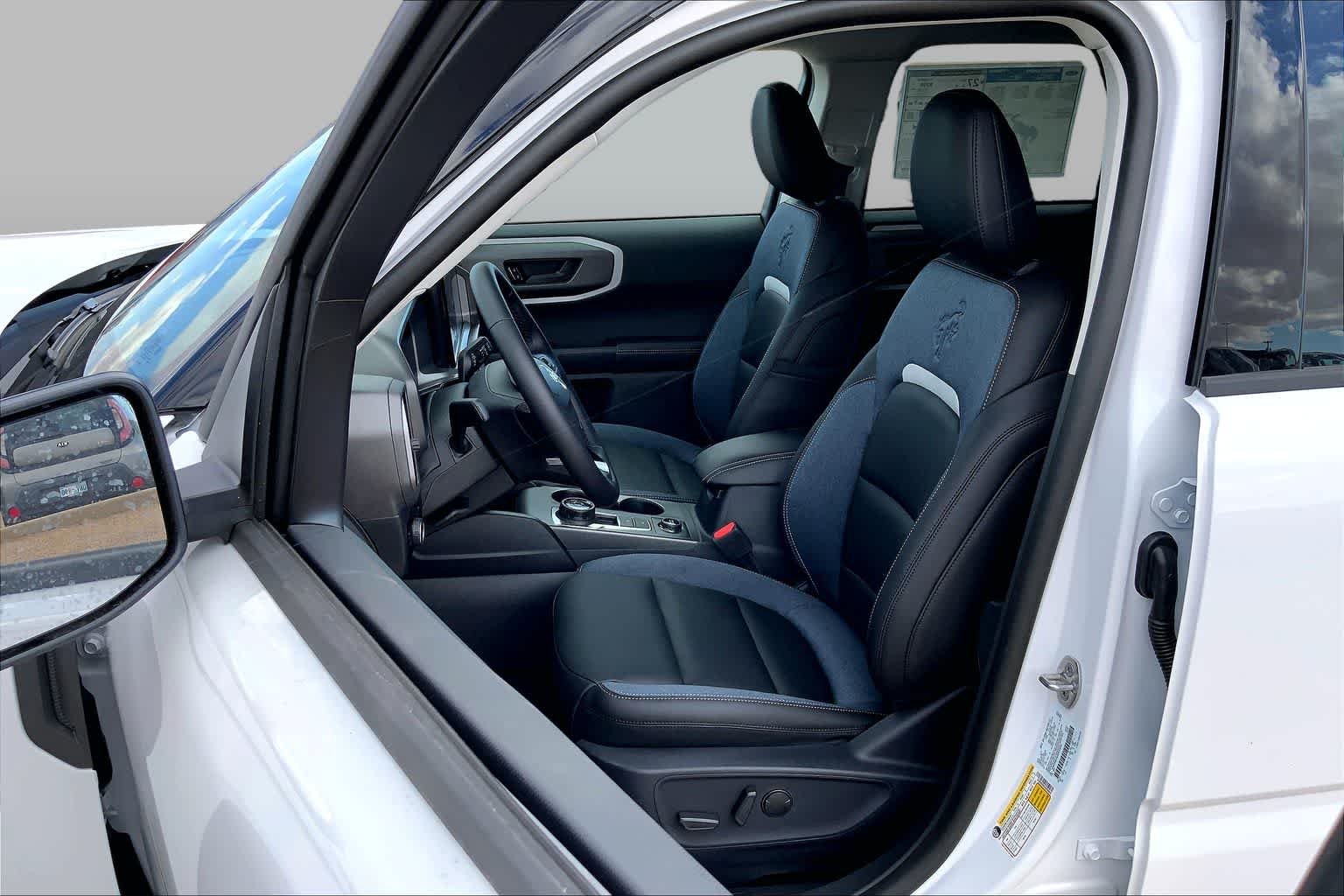 New 2025 Oxford White Ford Outer Banks® image 9