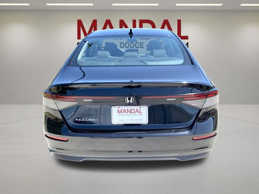 Used 2025 Black Honda LX image 7