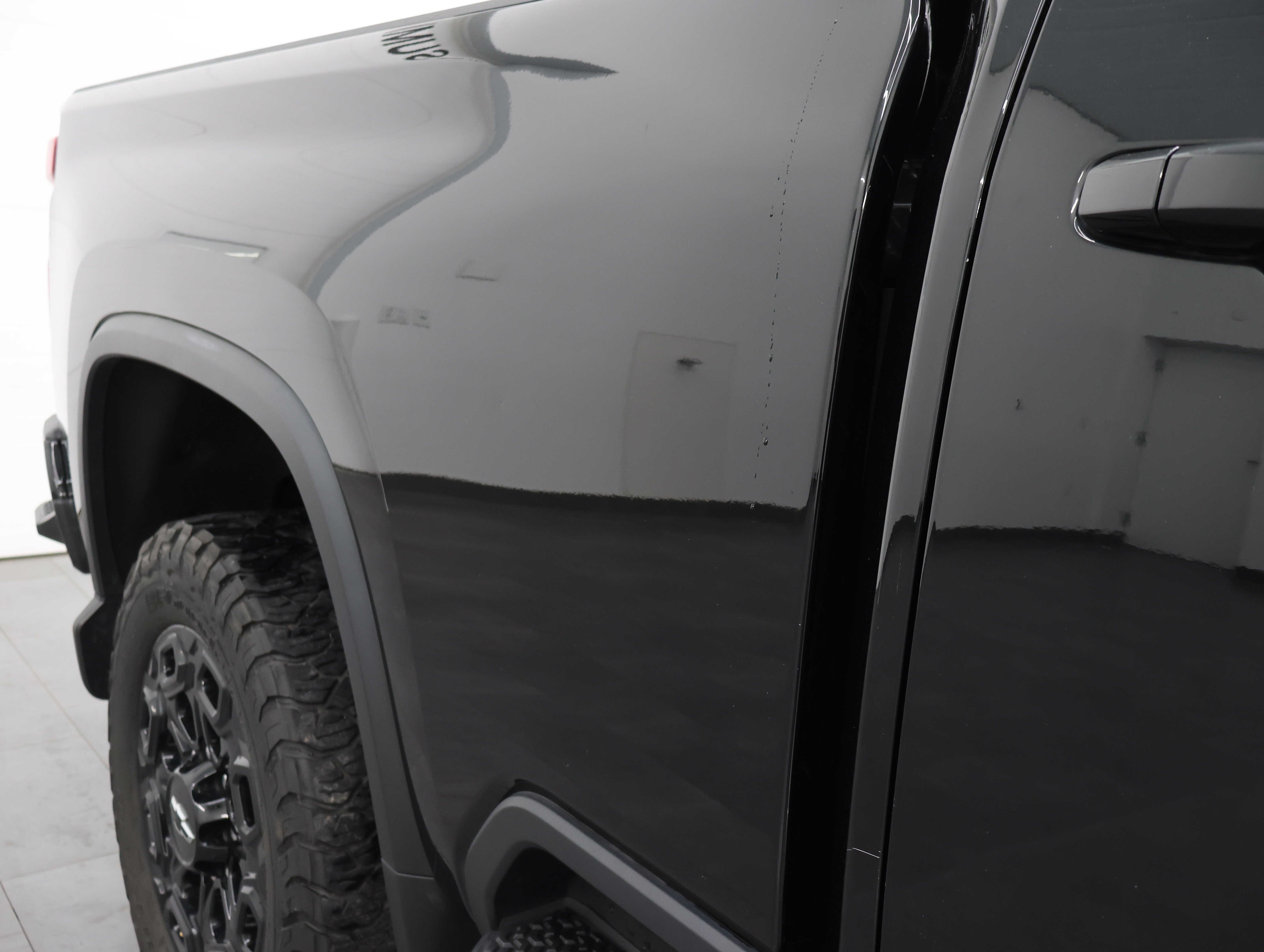 Used 2024 Black Chevrolet 4x4 Crew Cab LTZ Z71: CREW-SHORT-LTZ-MIDNIGHT-CONVENIENCE II-DIESEL-1 OWNER image 32