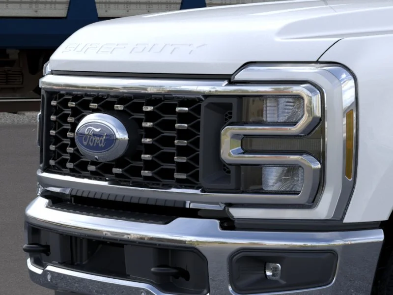 New 2026 Star White Metallic Tri-Coat Ford F-350® Lariat® image 17