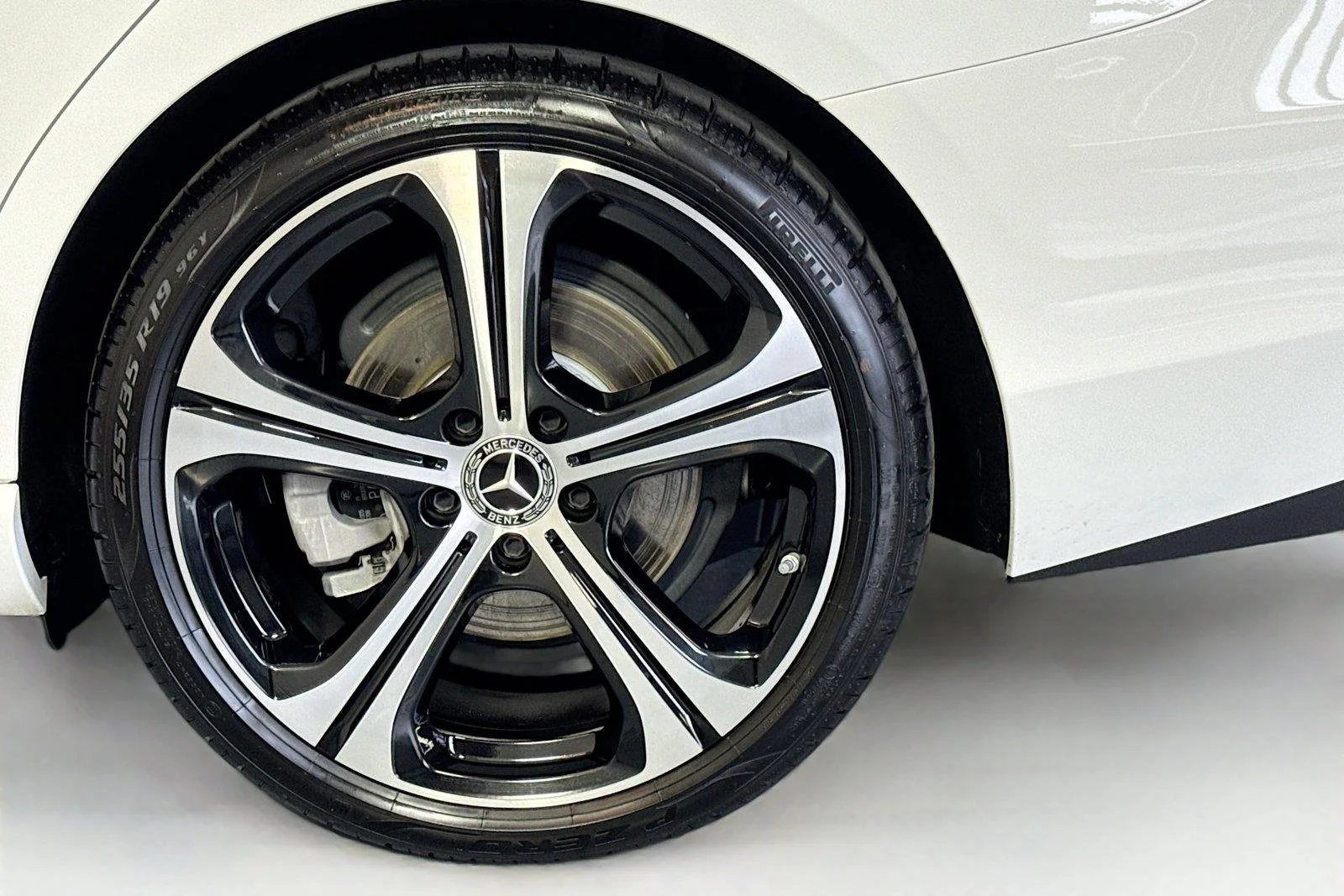 Used 2024 Polar White Mercedes-Benz C 300 image 30