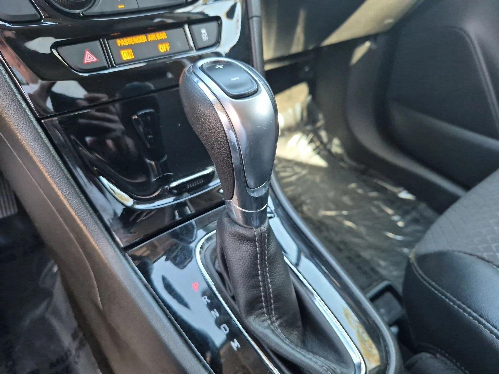 Used 2020 Summit White Buick Preferred image 12
