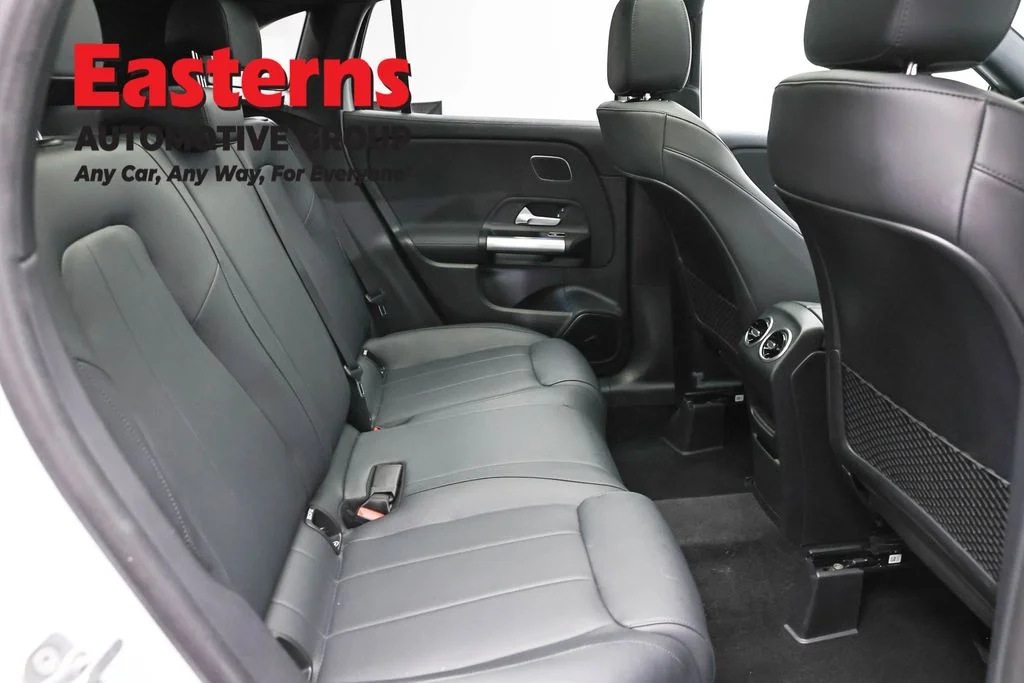 Used 2023 White Mercedes-Benz GLA 250 image 26