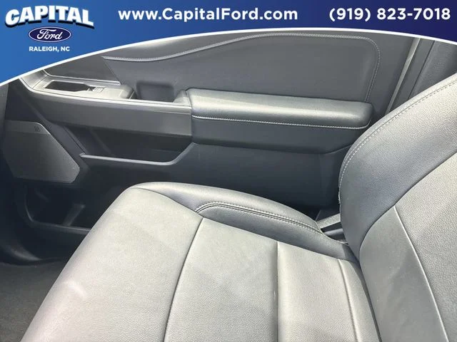 Used 2024 White Ford XLT image 28