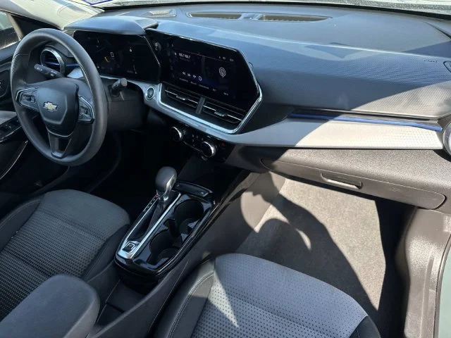 Used 2025 Gray Chevrolet LT image 24