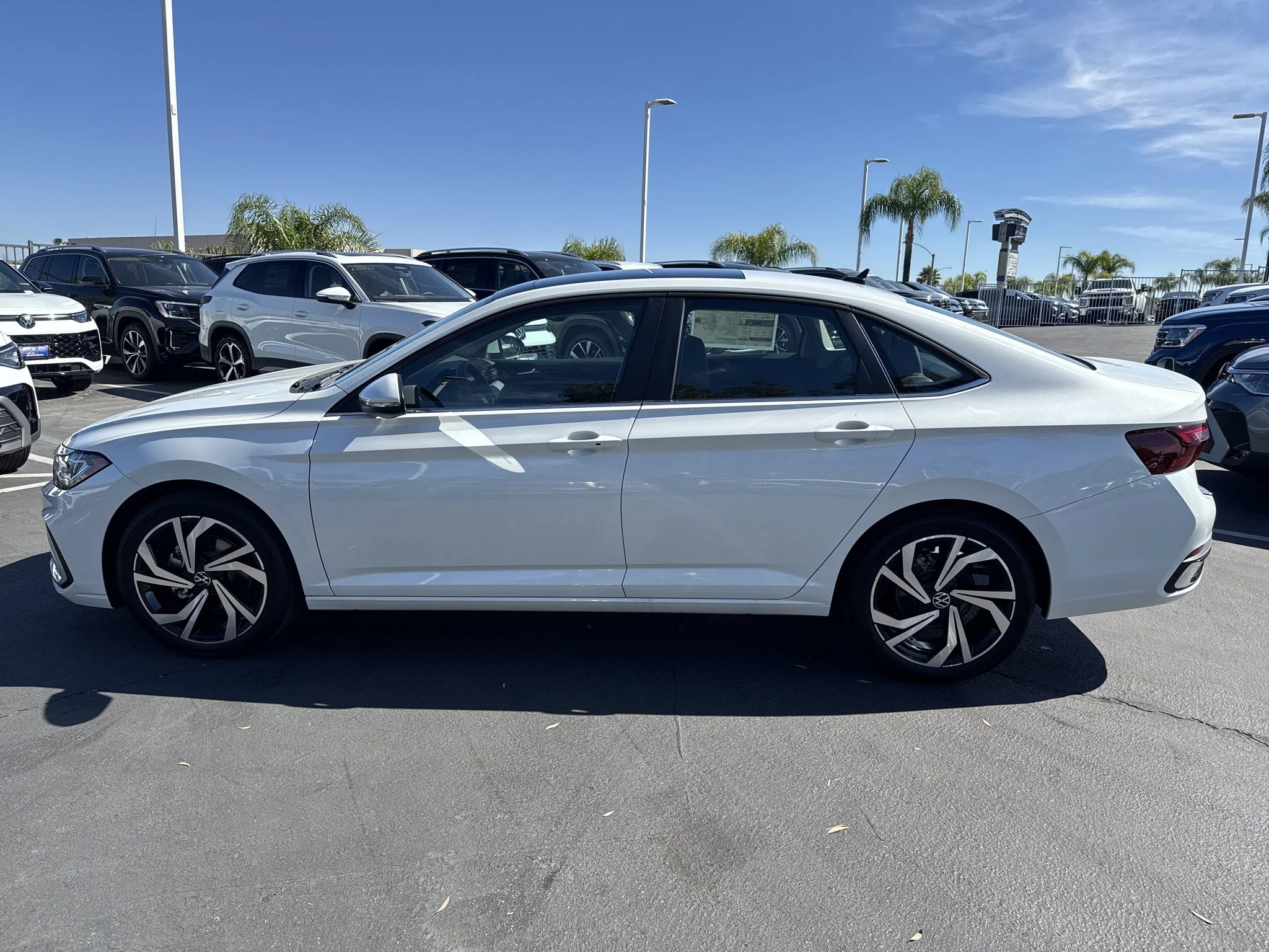 New 2026 Opal White Pearl Volkswagen SEL image 5