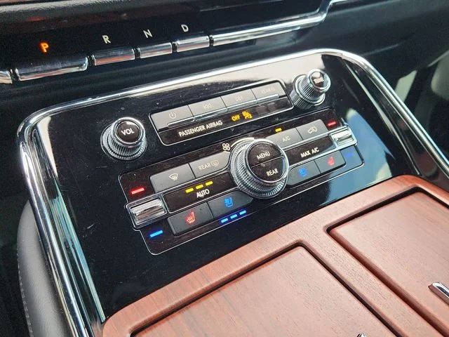 2022 Lincoln Navigator Reserve - Photo 17