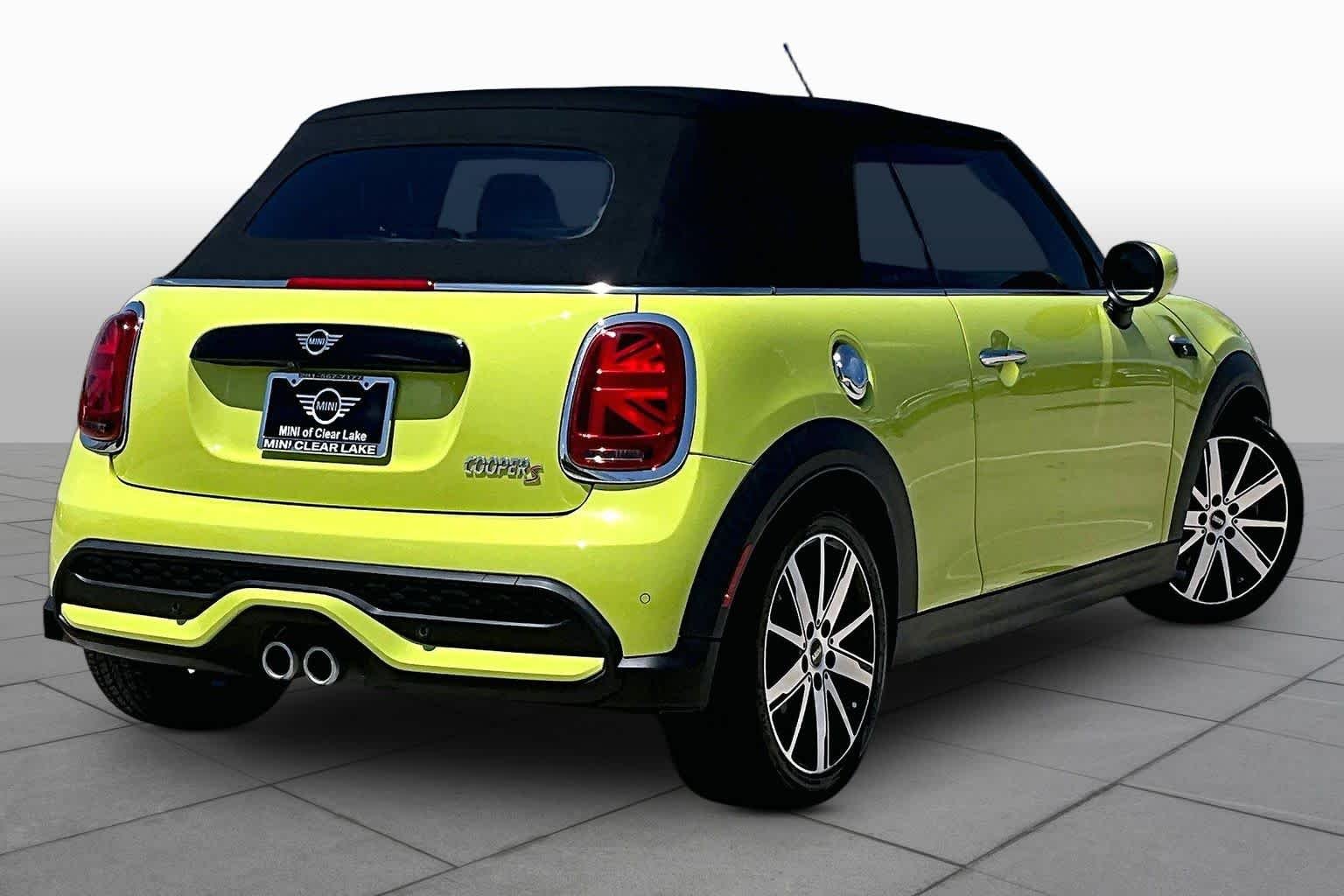 Used 2024 Zesty Yellow MINI Cooper S image 12