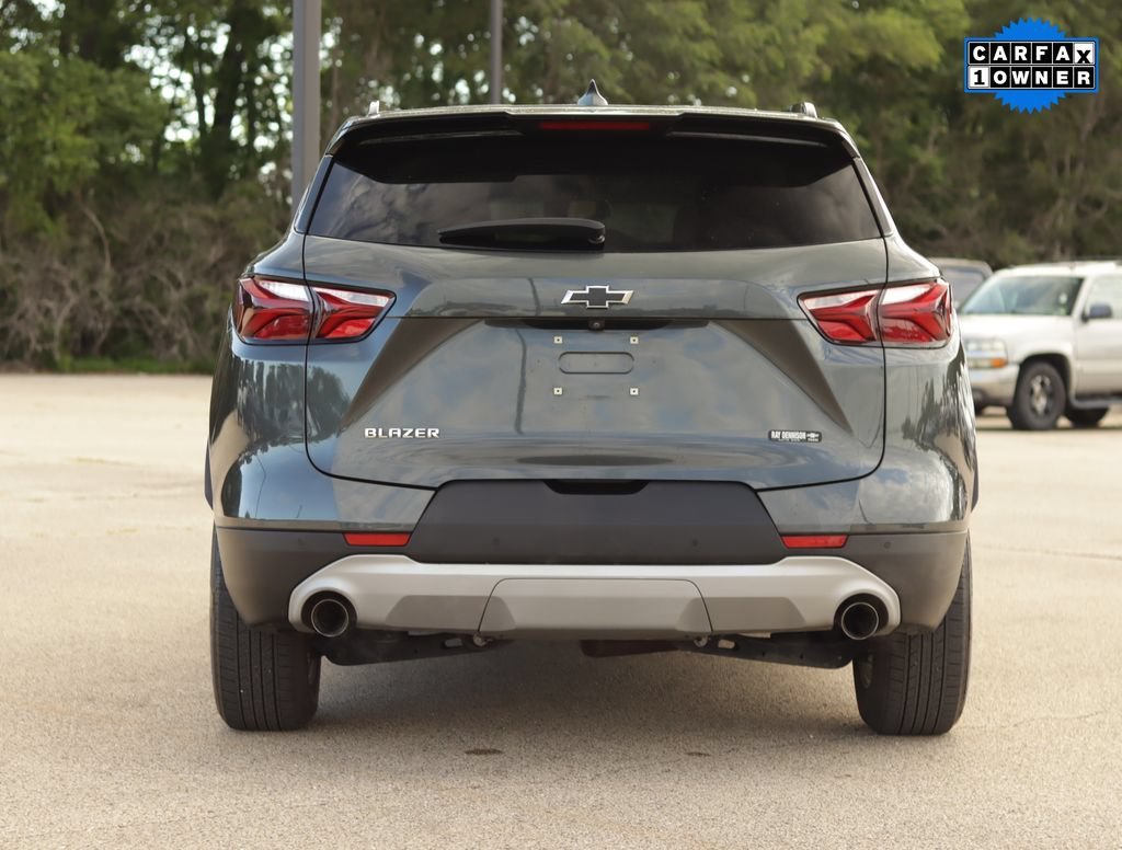 Used 2020 NIGHTFALL GRAY METALLIC Chevrolet LT image 6
