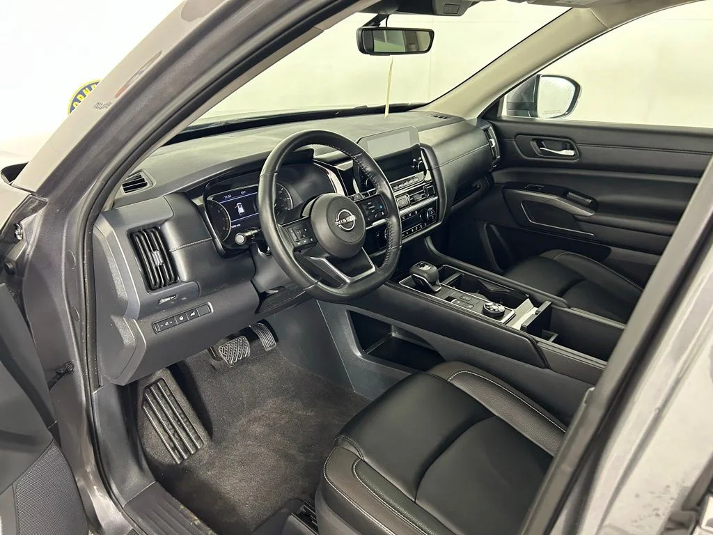 Used 2023 Nissan Pathfinder SL with VIN 5N1DR3CC7PC251942 for sale in Elk River, Minnesota
