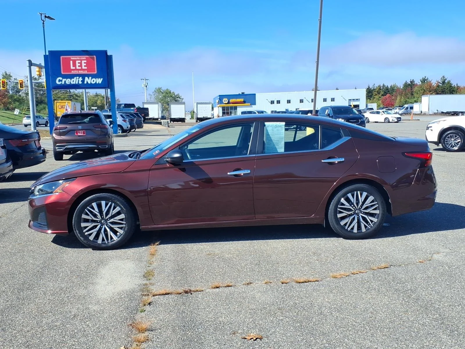 Used 2024 Garnet Pearl Nissan 2.5 SV image 7