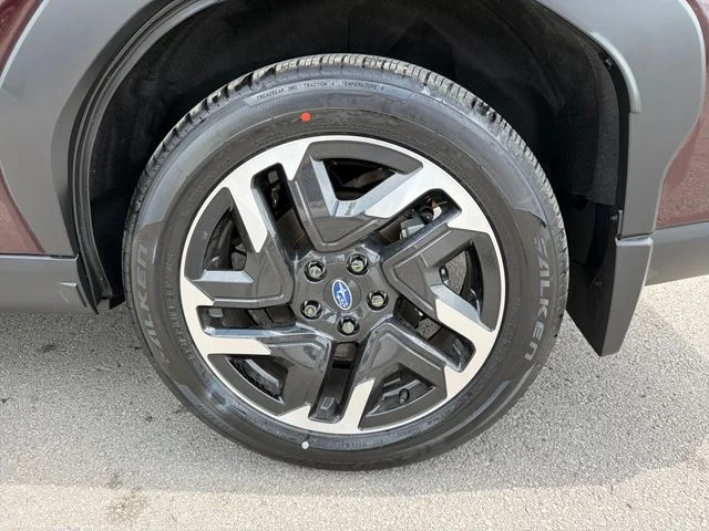 Certified Used 2026  Subaru Limited image 26