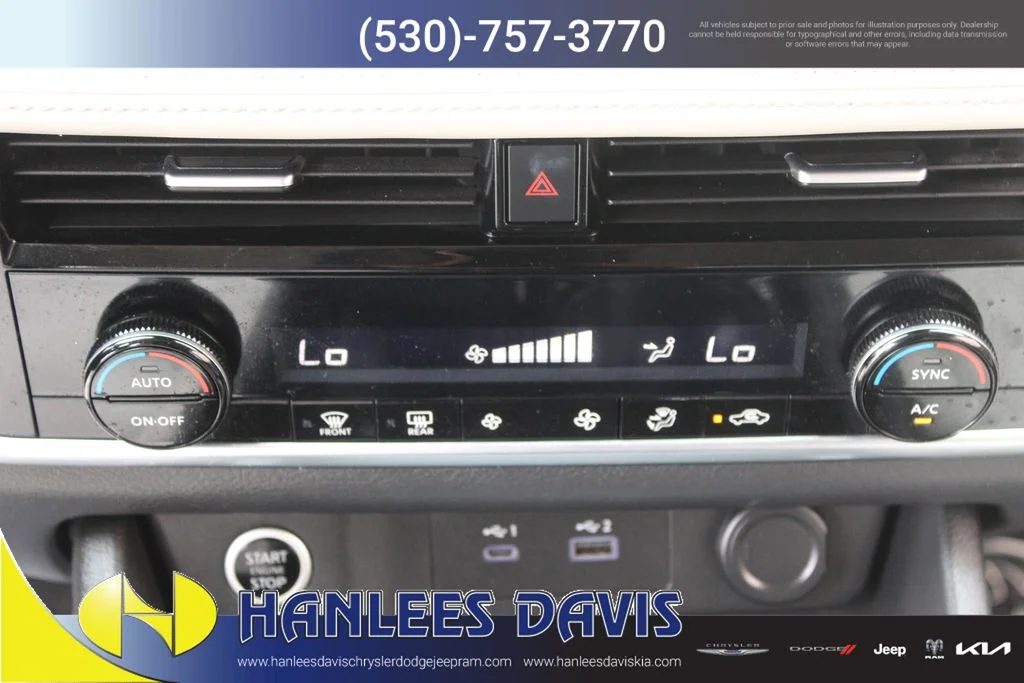 Used 2021 White Nissan SV image 24