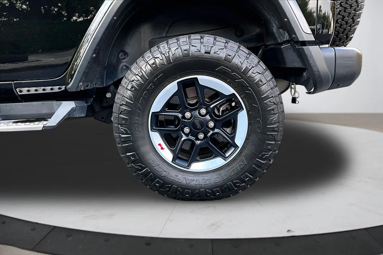 Used 2022 Black Jeep Rubicon image 34