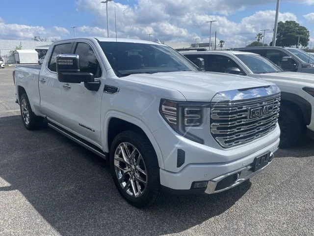 Used 2026 Glacier White GMC Denali image 3