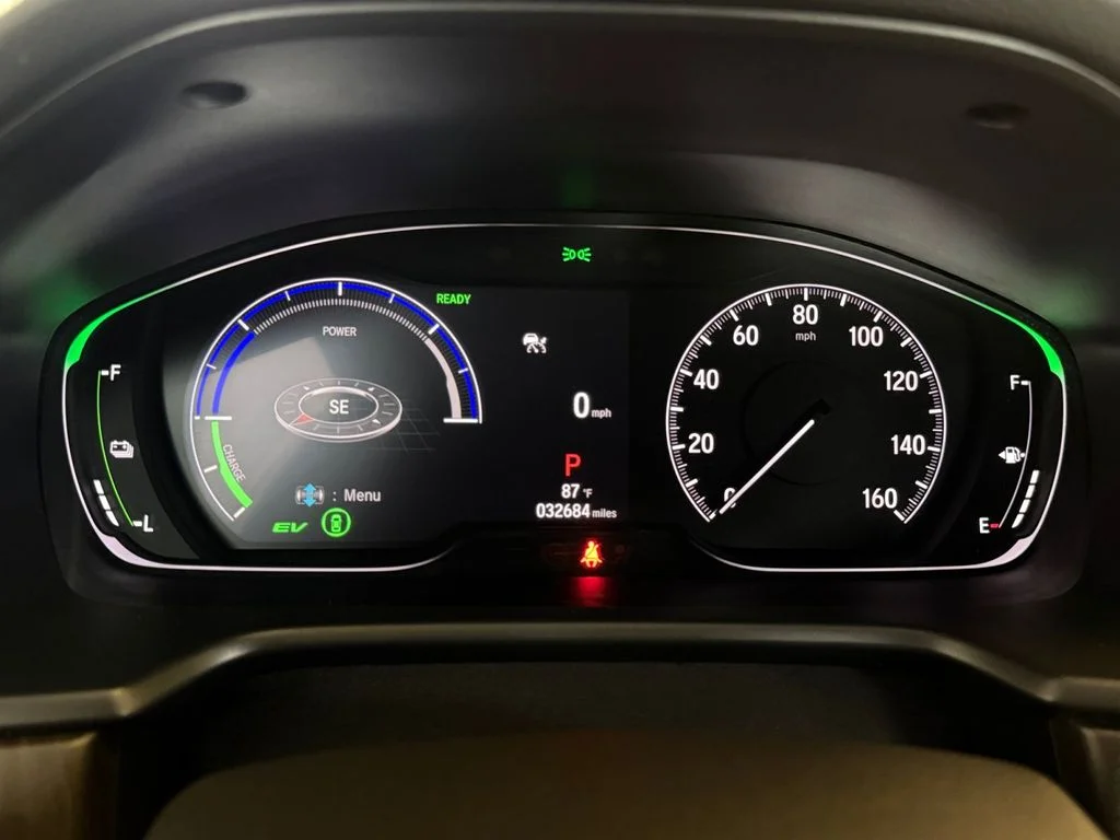 Used 2022 White Honda Touring image 19