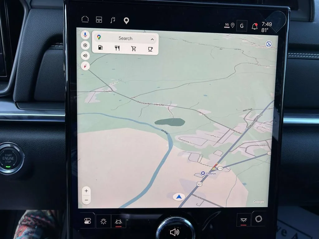 New 2027 Sterling Metallic GMC Elevation image 18