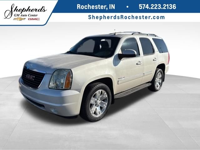 Used 2012 White GMC SLT image 1