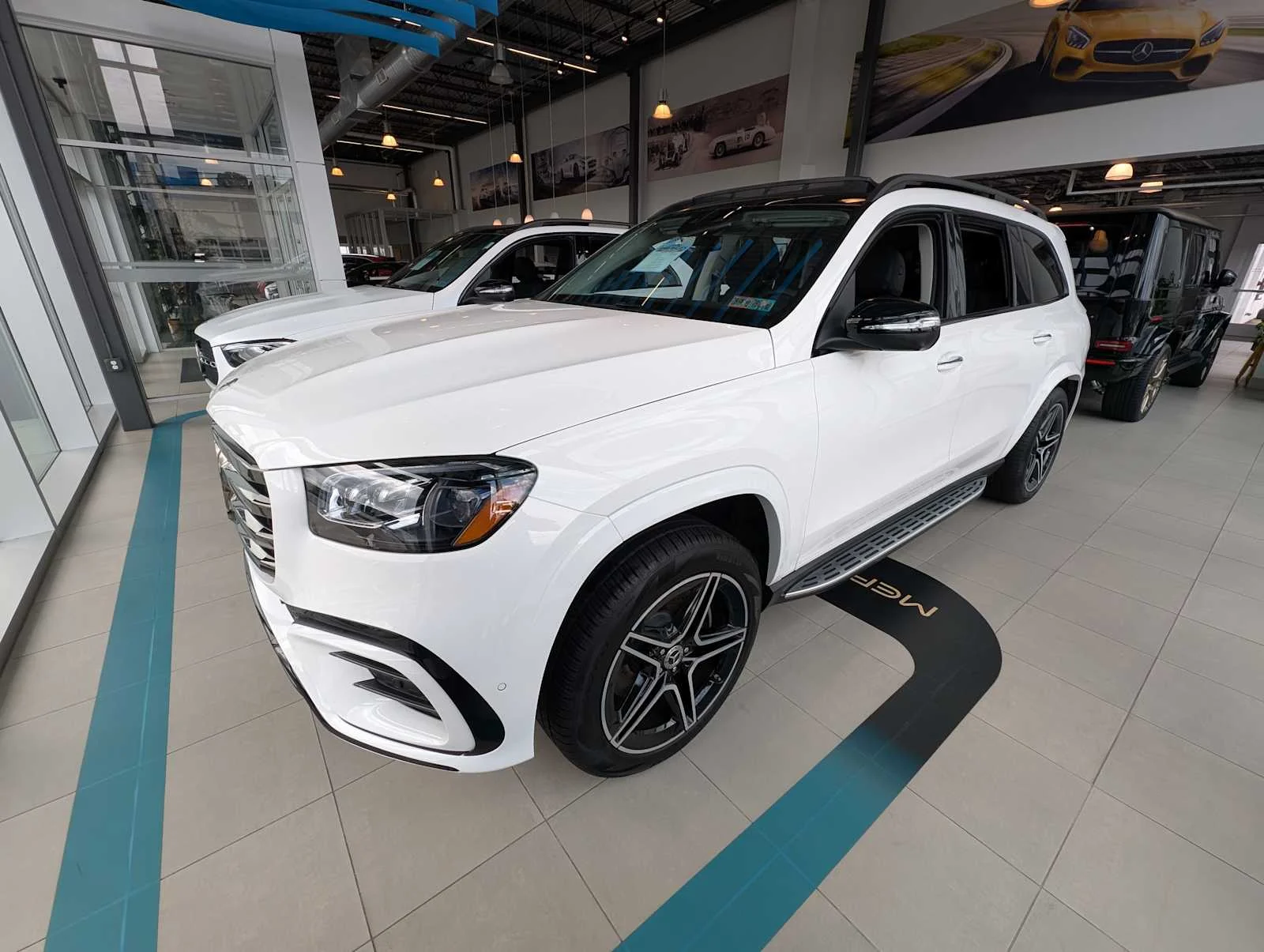 New 2026 Polar White Mercedes-Benz GLS 450 image 6