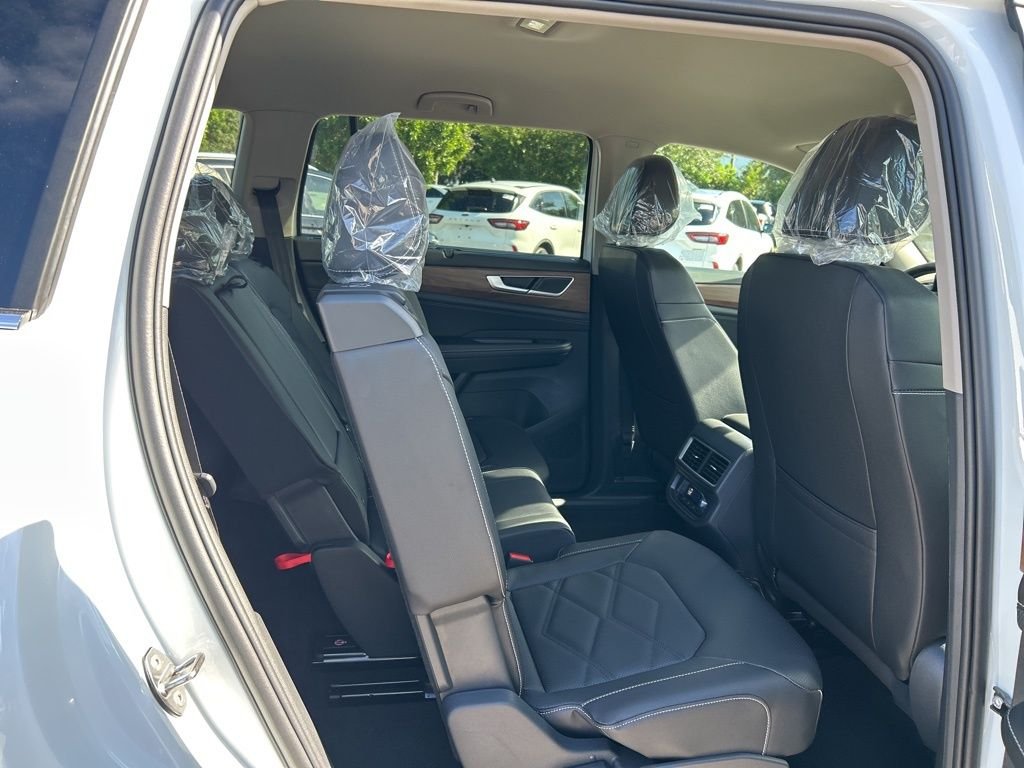 2026 Volkswagen Atlas SE w/Tech - Photo 40