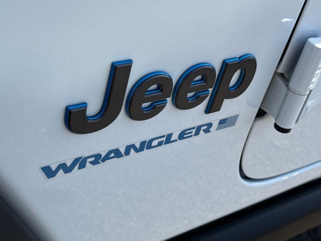 Used 2023 White Jeep Willys 4xe image 11