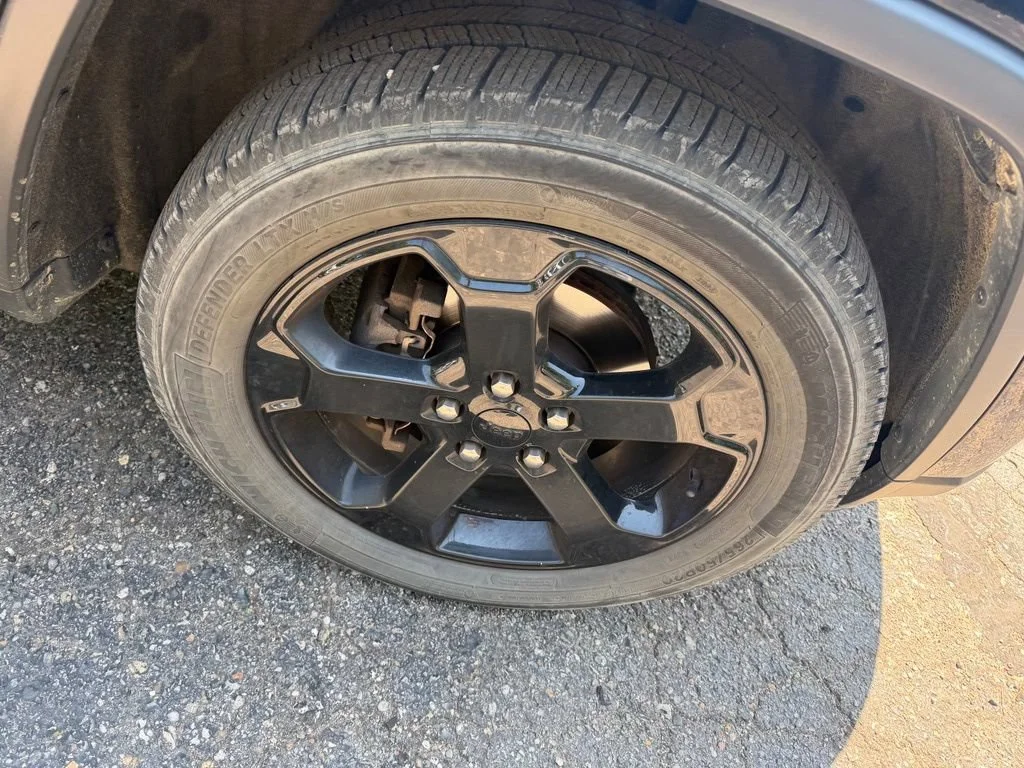Used 2019 Black Jeep Upland 4x4 image 13