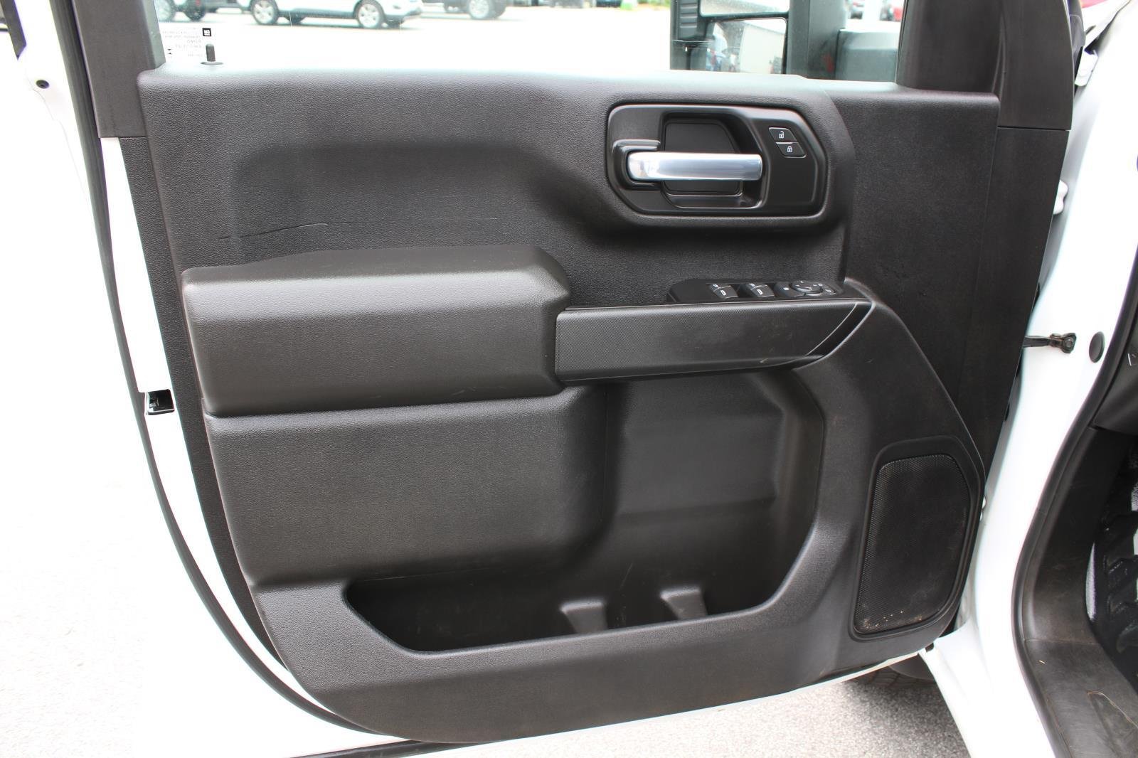 Used 2025 Summit White GMC Pro image 12