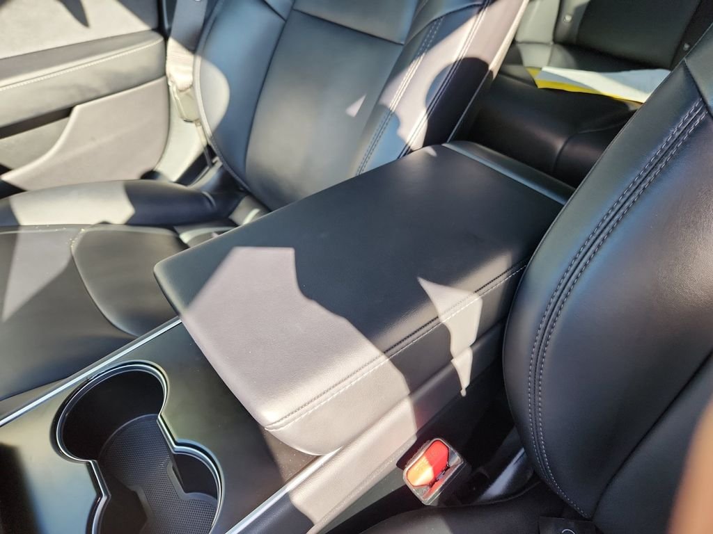 Used 2018 Black Tesla Long Range image 25
