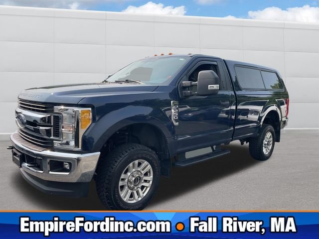 Used 2017 Blue Ford XLT image 1