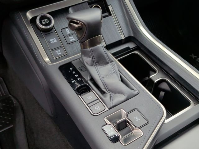 2025 Lexus GX Premium+ - Photo 26