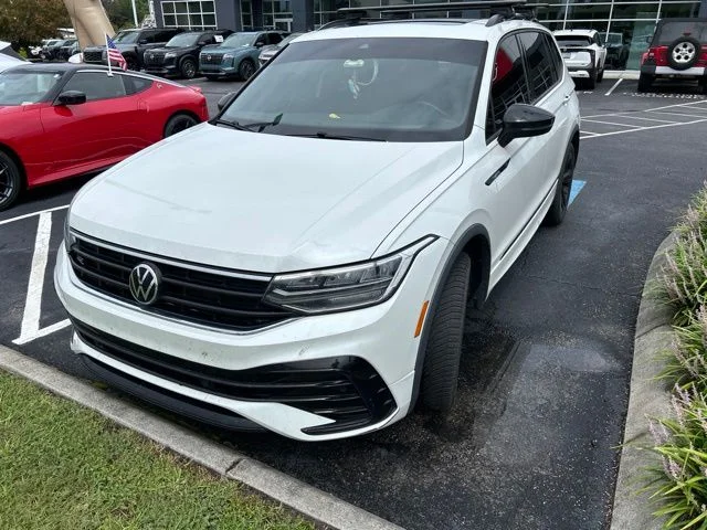 Used 2023 White Volkswagen 2.0T SE R-Line Black image 6
