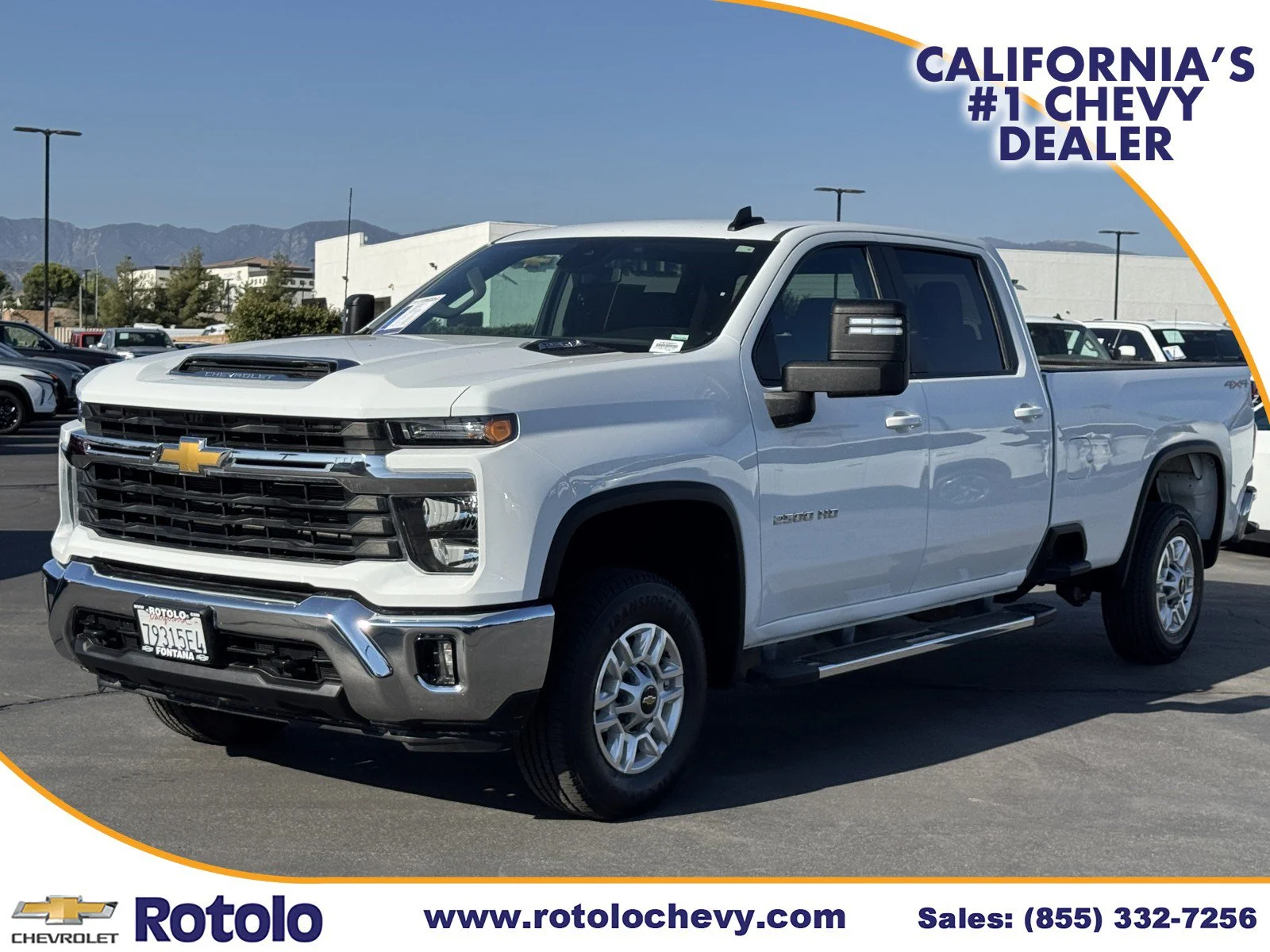 Used 2025 Summit White Chevrolet LT image 3