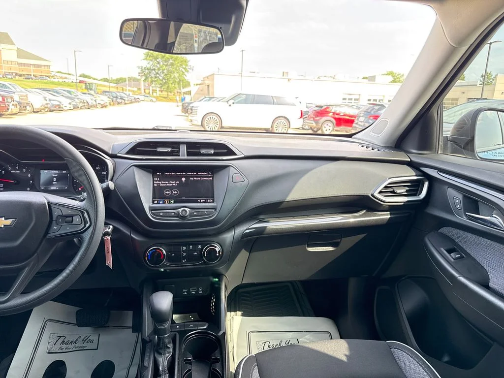 Used 2021 Blue Chevrolet LS image 18