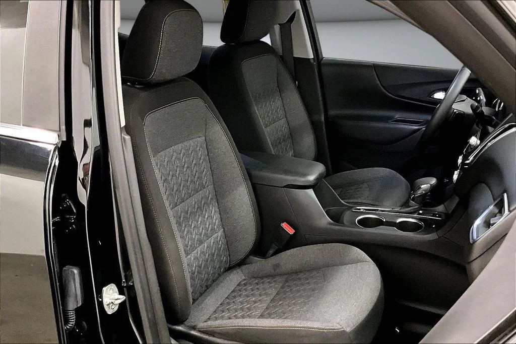 Used 2022 Black Chevrolet LT image 30