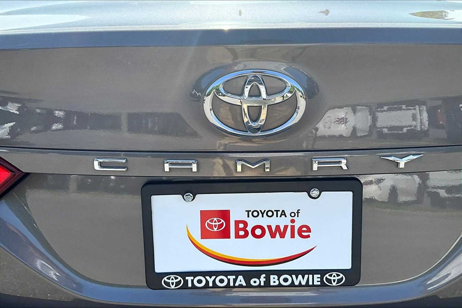 Used 2019 Predawn Gray Mica Toyota LE image 28