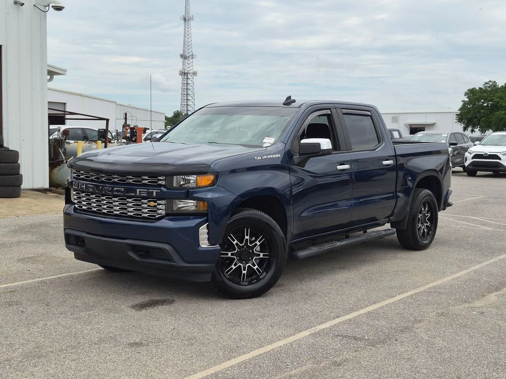 Used 2020 Blue Chevrolet Custom image 1