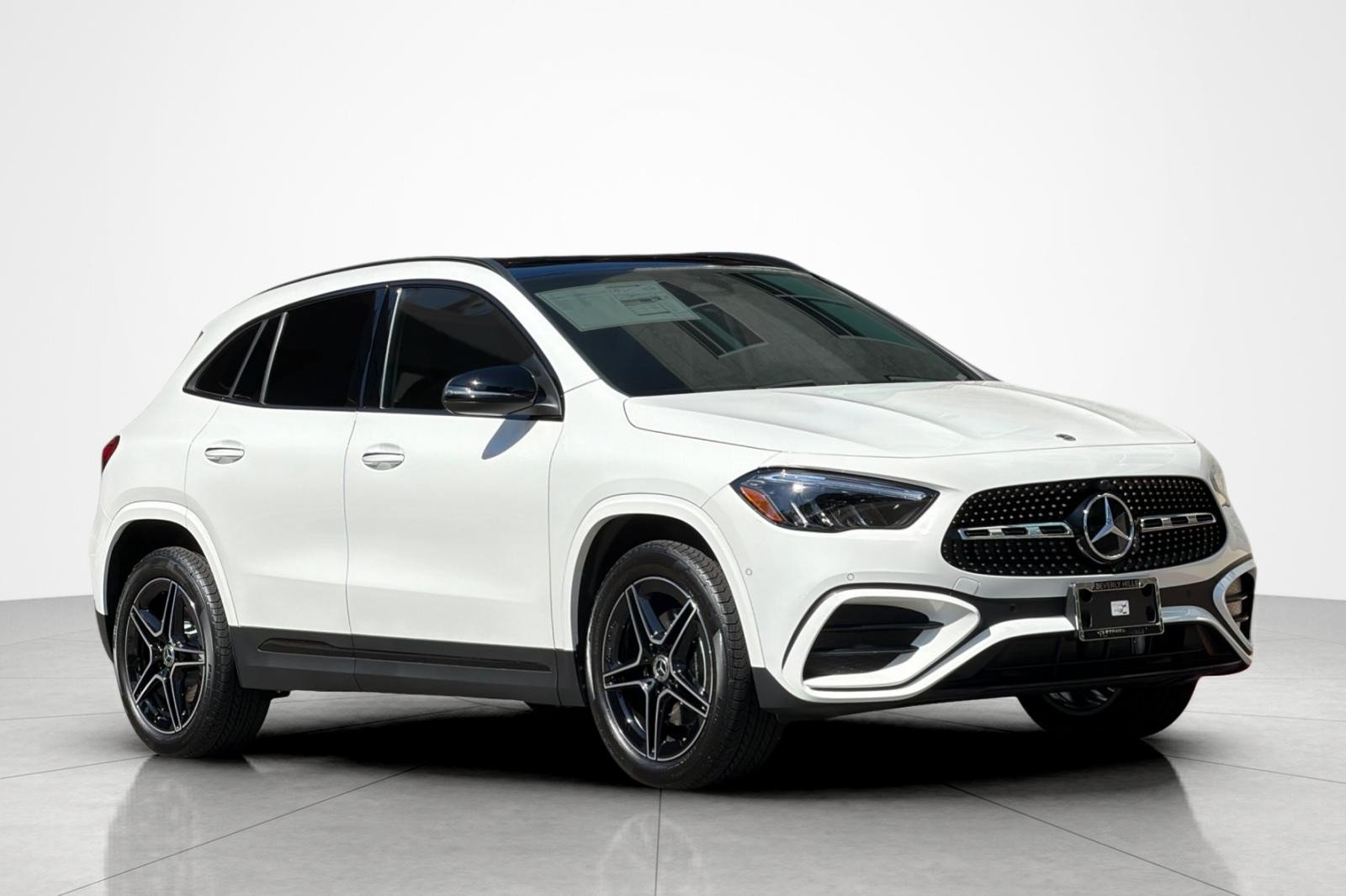 New 2026 Polar White Mercedes-Benz GLA 250 SUV image 7