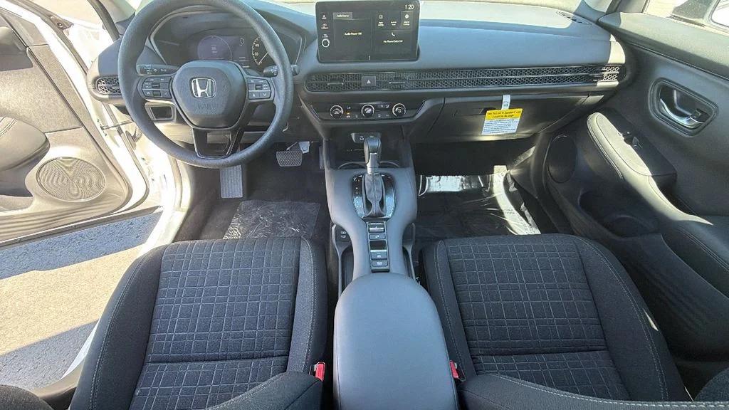 New 2027 Platinum White Pearl Honda LX image 26