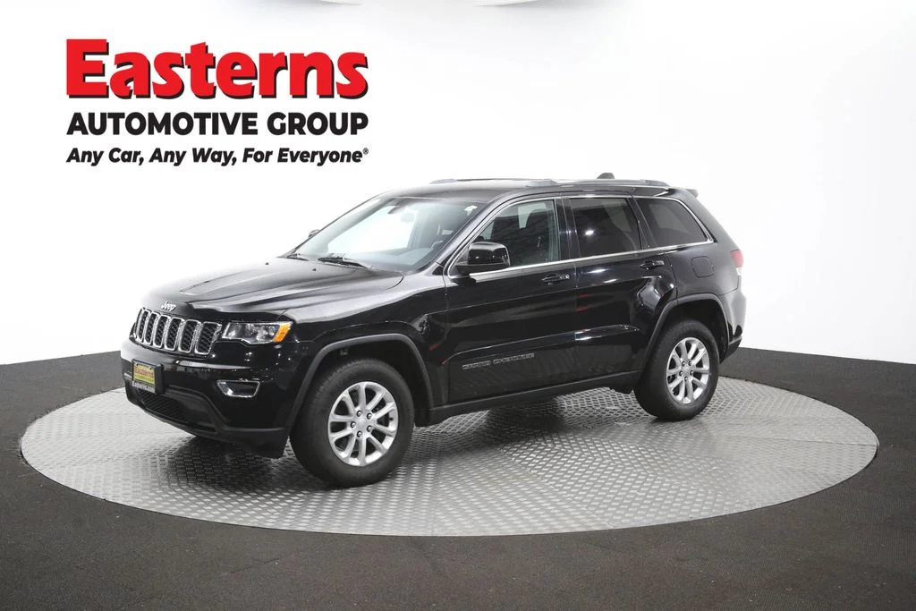 Used 2021 Black Jeep Laredo E image 59
