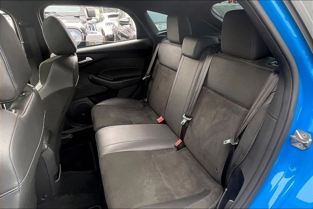 Used 2017 Blue Ford RS image 24