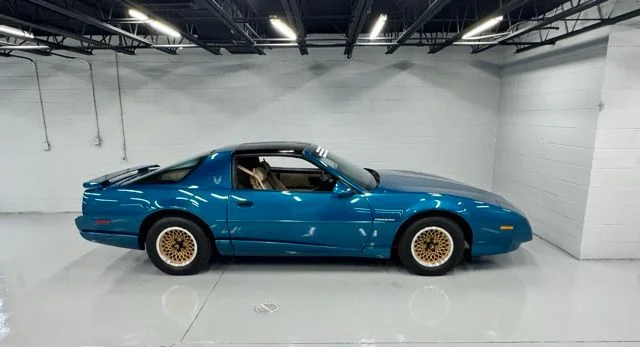 1992 Pontiac Firebird - Photo 4