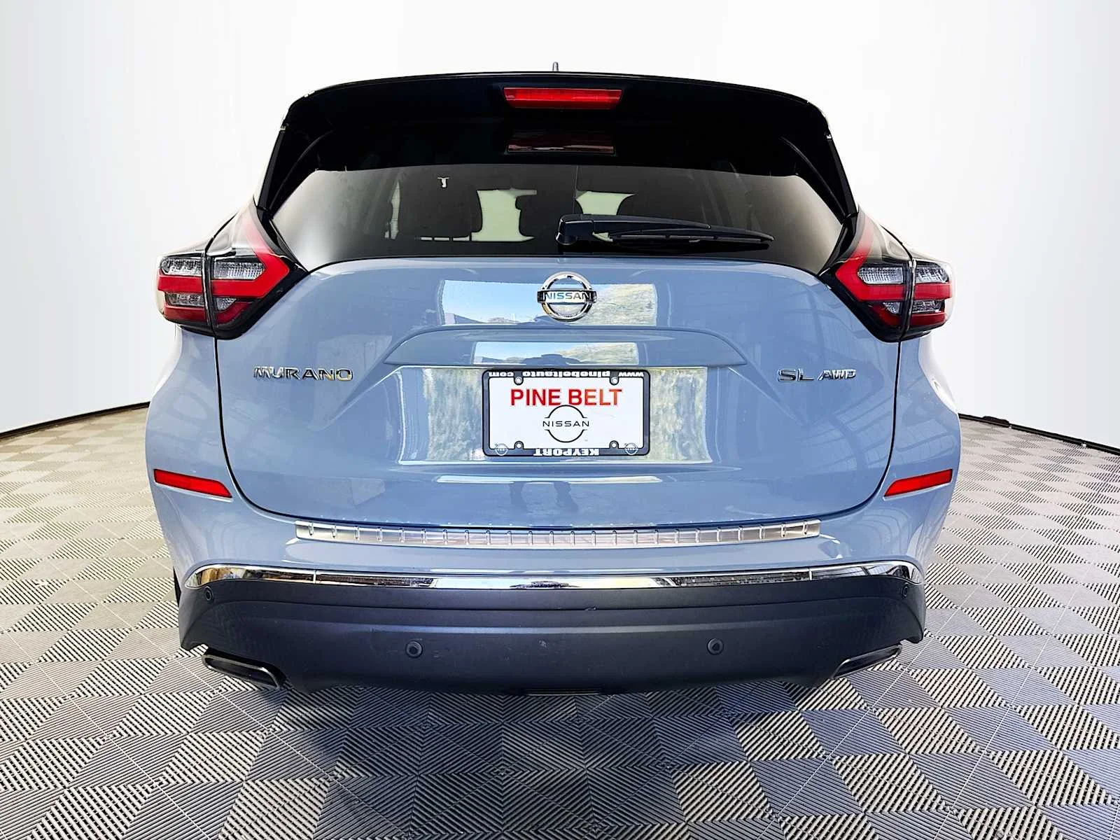 Used 2022 Boulder Gray Pearl Nissan SL image 5